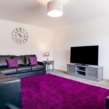 Oakley - Large, Elegant, Dog Friendly & Parking Whitby Exterior photo